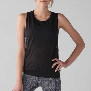 Lululemon Breeze By Muscle Tank II - Sz 4